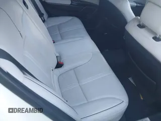 2015 Kia K900 Luxury with VIN KNALW4D47F6023343, listed as a IAAI auction lot 41326579 with 214,113 mi miles. Bid and sale history available at carsss.com. Image 8.