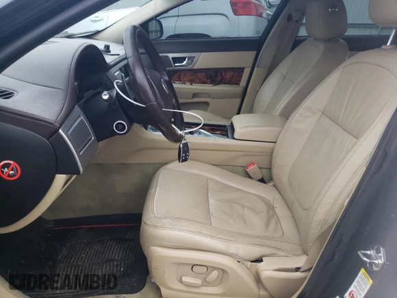 2011 Jaguar XF with VIN SAJWA0FB6BLS07060, listed as a Copart auction lot 52625035 with Not Provided miles and Salvage Title. Bid and sale history available at DreamBid. Image 7.