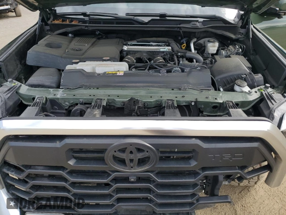 2022 Toyota Tundra Limited with VIN 5TFJA5DB8NX018965, listed as a Copart auction lot 55242405 with 29,277 mi miles and Salvage title. Bid and sale history available at DreamBid. Image 11.