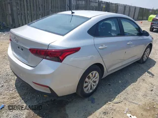 2018 Hyundai Accent SEL z VIN 3KPC24A35JE034306, wystawiony jako IAAI lot #42505216 z przebiegiem 53 999 mil mil oraz . Historia ofert i sprzedaży dostępna na DreamBid. Obrazek 4.