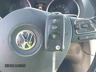 2013 Volkswagen Golf TDI w/Sunroof & Nav with VIN WVWNM7AJ5DW127811, listed as a IAAI auction lot 41417955 with 138,177 mi miles and . Bid and sale history available at DreamBid. Image 11.