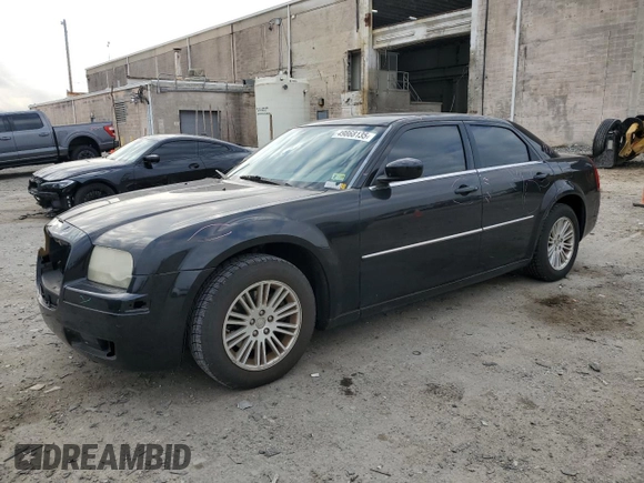 2008 Chrysler 300 LX with VIN 2C3LA43R48H217462, listed as a Copart auction lot 49868135 with 113,947 mi miles and Clean Title. Bid and sale history available at carsss.com. Image 1.