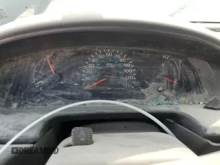 1997 Plymouth Neon z VIN 1P3ES27C1VD280197, wystawiony jako Copart lot #63822734 z przebiegiem 267 558 mil mil oraz Szkody całkowita. Historia ofert i sprzedaży dostępna na DreamBid. Obrazek 9.