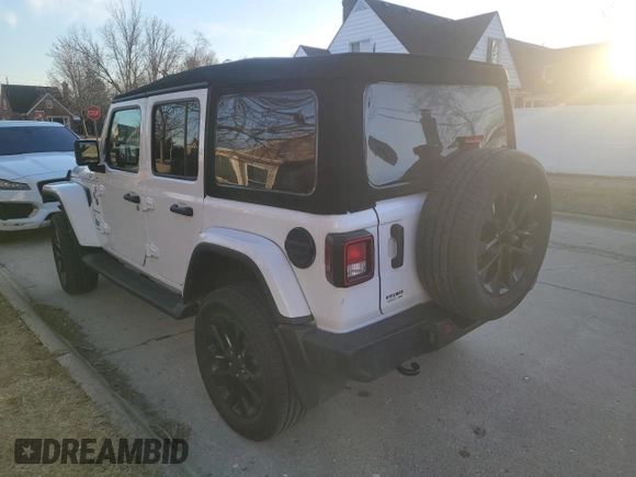 2022 Jeep Wrangler Unlimited Sahara with VIN 1C4HJXEG6NW255481, listed as a Copart auction lot 49181705 with 8,206 mi miles and Clean title. Bid and sale history available at DreamBid. Image 3.