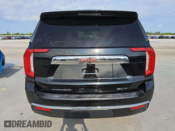2022 GMC Yukon XL SLT z VIN 1GKS2GKD4NR141964, wystawiony jako Copart lot #57157795 z przebiegiem 48 131 mil mil oraz Czysty tytuł • Clean title. Historia ofert i sprzedaży dostępna na DreamBid. Obrazek 6.