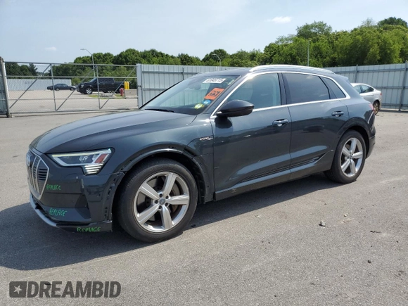 2019 Audi e-tron Prestige с VIN WA1VAAGE4KB012244, выставлен на аукционе Copart как лот 61049715 с пробегом 45 078 миль миль и Списание • Salvage title. История ставок и продаж доступна на DreamBid. Изображение 1.