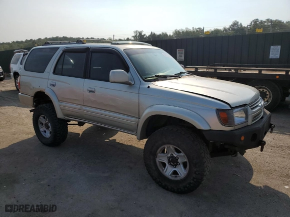 2000 Toyota 4Runner Limited with VIN JT3HN87R7Y9043057, listed as a Copart auction lot 63352854 with 259,364 mi miles and Clean Title. Bid and sale history available at carsss.com. Image 4.