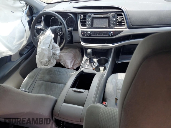 2019 Toyota Highlander LE z VIN 5TDZARFH3KS055936, wystawiony jako Copart lot #57487755 z przebiegiem 123 369 mil mil oraz Czysty tytuł • Clean title. Historia ofert i sprzedaży dostępna na DreamBid. Obrazek 8.
