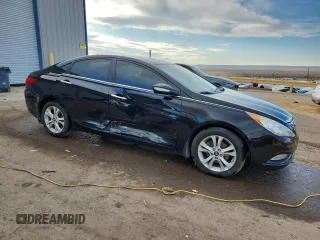 2013 Hyundai Sonata SE z VIN 5NPEC4AC5DH660721, wystawiony jako Copart lot #41617025 z przebiegiem 193 006 mil mil oraz Szkoda całkowita • Salvage title. Historia ofert i sprzedaży dostępna na DreamBid. Obrazek 4.