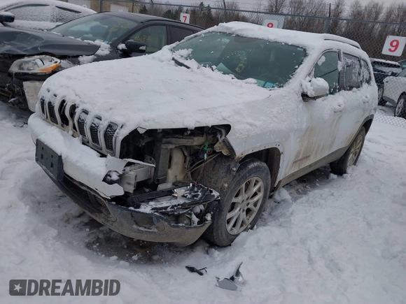 2016 Jeep Cherokee Latitude with VIN 1C4PJMCS0GW193936, listed as a IAAI auction lot 41440254 with 156,477 mi miles. Bid and sale history available at carsss.com. Image 17.