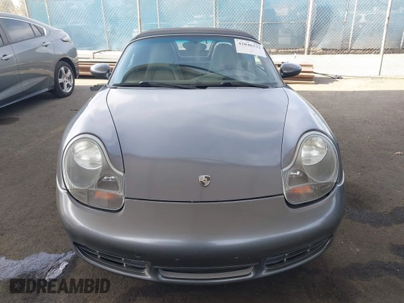 2001 Porsche Boxster S with VIN WP0CB29801U664241, listed as a IAAI auction lot 42046532 with 99,850 mi miles. Bid and sale history available at carsss.com. Image 12.