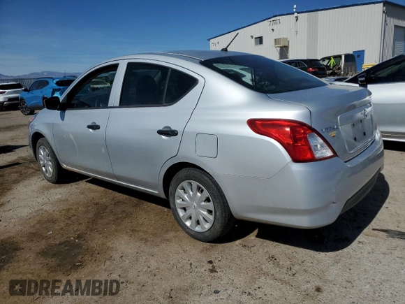 2017 Nissan Versa S z VIN 3N1CN7AP1HL887077, wystawiony jako Copart lot #55360465 z przebiegiem 88 093 mil mil oraz Szkoda całkowita • Salvage title. Historia ofert i sprzedaży dostępna na DreamBid. Obrazek 2.