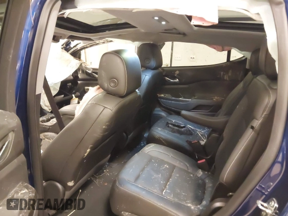 2023 GMC Acadia SLT with VIN 1GKKNULS3PZ232990, listed as a IAAI auction lot 41209833 with 12,105 mi miles and . Bid and sale history available at DreamBid. Image 8.
