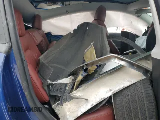 2020 Tesla Model Y Long Range z VIN 5YJYGDEE7LF057909, wystawiony jako Copart lot #50435535 z przebiegiem Nie podano mil oraz Nie do naprawy • Non repairable. Historia ofert i sprzedaży dostępna na DreamBid. Obrazek 10.