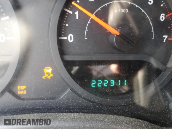 2008 Jeep Wrangler Unlimited X with VIN 1J4GB39168L515305, listed as a Copart auction lot 50914195 with 222,311 mi miles and Clean Title. Bid and sale history available at DreamBid. Image 9.
