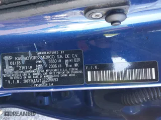 2018 Kia Forte LX with VIN 3KPFK4A71JE226693, listed as a IAAI auction lot 41334267 with 140,906 mi miles. Bid and sale history available at carsss.com. Image 9.