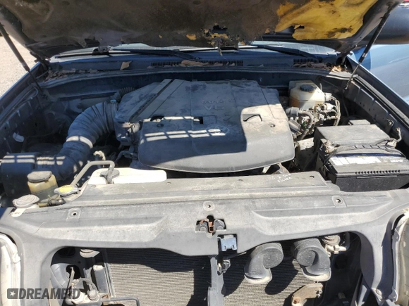 2004 Toyota 4Runner SR5 with VIN JTEZU14R640034147, listed as a Copart auction lot 50037915 with 221,105 mi miles and Salvage Title. Bid and sale history available at carsss.com. Image 13.