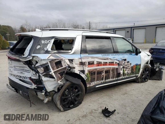 2024 Kia Carnival SX Prestige with VIN KNDNE5H3XR6398458, listed as a Copart auction lot 85314864 with 23,586 mi miles and Salvage Title. Bid and sale history available at DreamBid. Image 3.
