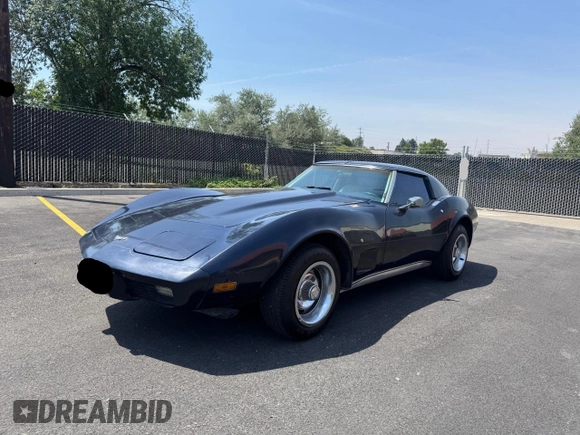 1977 Chevrolet Corvette with VIN 1Z37L7S407775, listed as a Copart auction lot 62571145 with 41,227 mi miles and Clean title. Bid and sale history available at DreamBid. Image 2.