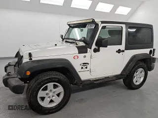 2008 Jeep Wrangler X z VIN 1J4FA24128L635778, wystawiony jako Copart lot #51087255 z przebiegiem 124 832 mil mil oraz Czysty tytuł • Clean title. Historia ofert i sprzedaży dostępna na DreamBid. Obrazek 1.