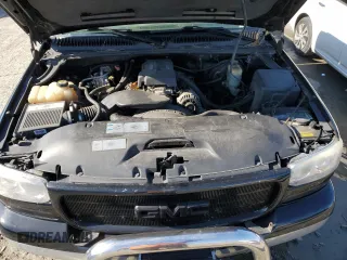 2000 GMC New Sierra 1500 SLE with VIN 2GTEK19T8Y1220957, listed as a Copart auction lot 47349405 with 145,039 mi miles and Salvage Title. Bid and sale history available at carsss.com. Image 11.