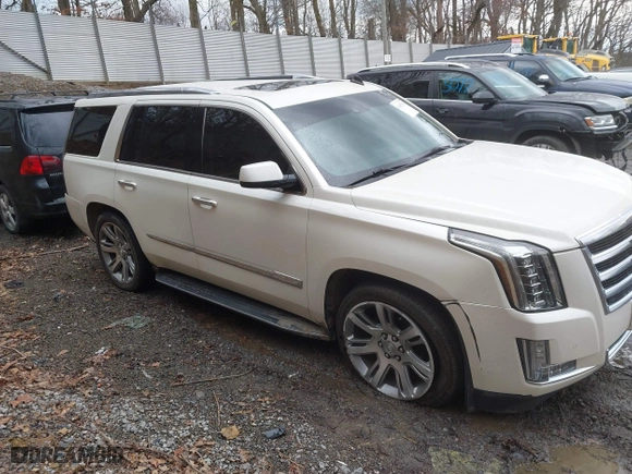 2015 Cadillac Escalade Premium with VIN 1GYS4CKJXFR293277, listed as a IAAI auction lot 41657816 with 93,140 mi miles. Bid and sale history available at carsss.com. Image 14.