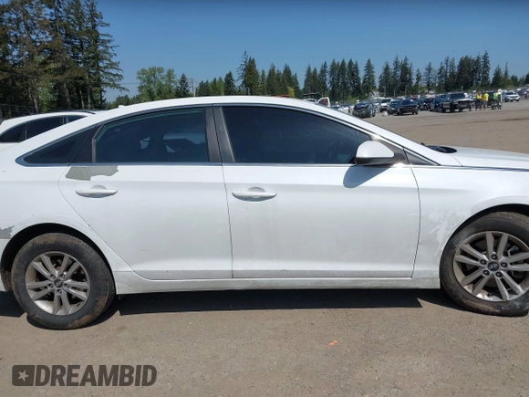 2017 Hyundai Sonata 2.4L with VIN 5NPE24AF1HH543172, listed as a IAAI auction lot 42111152 with 94,729 mi miles and . Bid and sale history available at DreamBid. Image 13.