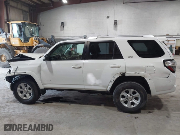 2016 Toyota 4Runner Limited with VIN JTEBU5JR8G5312700, listed as a IAAI auction lot 42368603 with 124,056 mi miles and . Bid and sale history available at DreamBid. Image 14.
