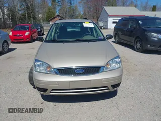 2007 Ford Focus SE with VIN 1FAFP36N47W216229, listed as a IAAI auction lot 42085254 with 57,586 mi miles and . Bid and sale history available at carsss.com. Image 13.