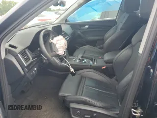 2019 Audi Q5 Prestige с VIN WA1CNAFY0K2112137, выставлен на аукционе Copart как лот 53753645 с пробегом 47 243 миль миль и Списание • Salvage title. История ставок и продаж доступна на DreamBid. Изображение 7.