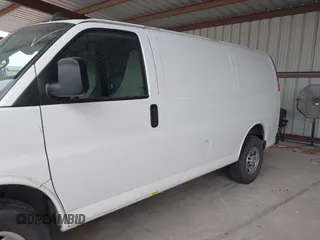 2021 Chevrolet Express Cargo with VIN 1GCWGAFP1M1234342, listed as a IAAI auction lot 42112125 with 118,410 mi miles and . Bid and sale history available at DreamBid. Image 14.