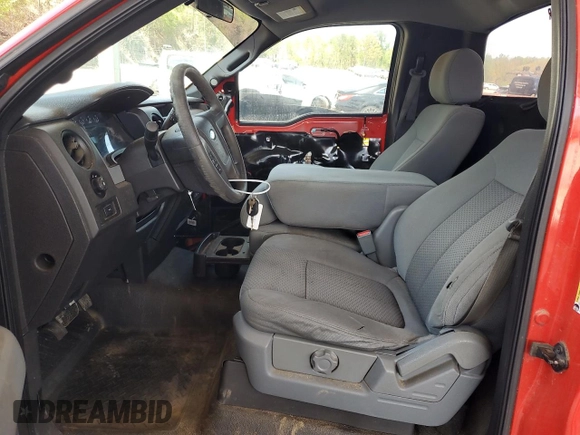 2014 Ford F-150 XL z VIN 1FTMF1EF3EFB43371, wystawiony jako Copart lot #51939745 z przebiegiem 199 871 mil mil oraz Szkoda całkowita • Salvage title. Historia ofert i sprzedaży dostępna na DreamBid. Obrazek 7.
