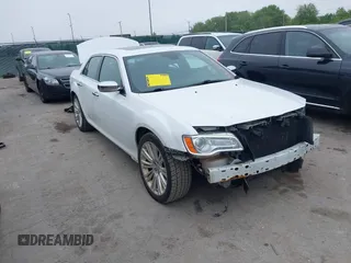 2012 Chrysler 300 C z VIN 2C3CCAET6CH279858, wystawiony jako IAAI lot #42429065 z przebiegiem 190 561 mil mil oraz . Historia ofert i sprzedaży dostępna na DreamBid. Obrazek 1.