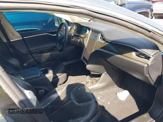 2014 Tesla Model S 60 с VIN 5YJSA1S12EFP41227, выставлен на аукционе IAAI как лот 42027457 с пробегом 81 665 миль миль и . История ставок и продаж доступна на DreamBid. Изображение 5.