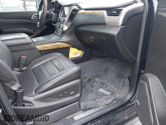 2017 GMC Yukon XL Denali with VIN 1GKS2HKJ2HR310377, listed as a IAAI auction lot 41153582 with 130,194 mi miles. Bid and sale history available at carsss.com. Image 5.