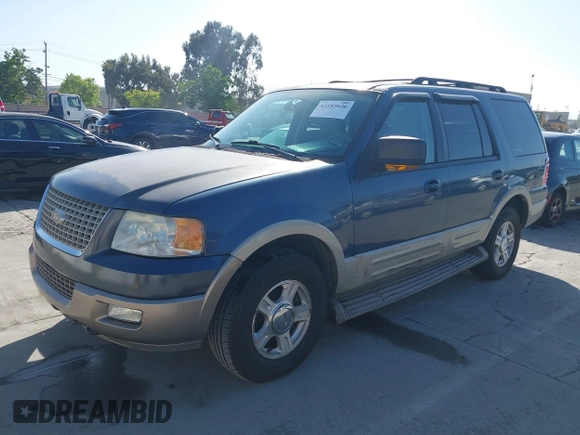 2006 Ford Expedition Eddie Bauer z VIN 1FMPU18506LA93436, wystawiony jako IAAI lot #42183646 z przebiegiem 220 791 mil mil oraz . Historia ofert i sprzedaży dostępna na DreamBid. Obrazek 2.