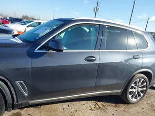 2020 BMW X5 sDrive40i with VIN 5UXCR4C05L9C54889, listed as a IAAI auction lot 41671983 with Not Provided miles and . Bid and sale history available at DreamBid. Image 14.