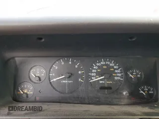 1998 Jeep Grand Cherokee Laredo with VIN 1J4GZ58S5WC285562, listed as a Copart auction lot 89204135 with 0 mi miles and Salvage Title. Bid and sale history available at carsss.com. Image 9.