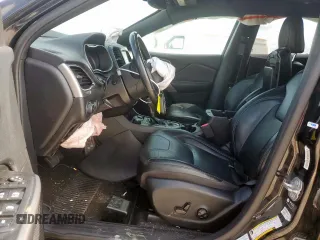 2021 Jeep Cherokee Latitude Lux с VIN 1C4PJMMX8MD122226, выставлен на аукционе Copart как лот 59349865 с пробегом 105 356 миль миль и Списание • Salvage title. История ставок и продаж доступна на DreamBid. Изображение 7.