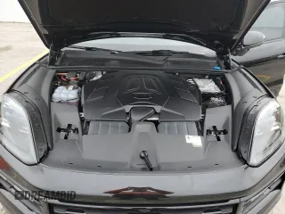 2024 Porsche Cayenne with VIN WP1BA2AY0RDA51881, listed as a Copart auction lot 76013834 with 10,143 mi miles and Salvage title. Bid and sale history available at DreamBid. Image 12.