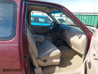1997 Ford F-150 Standard with VIN 1FTDX1769VND19100, listed as a IAAI auction lot 41793295 with 161,721 mi miles. Bid and sale history available at carsss.com. Image 5.