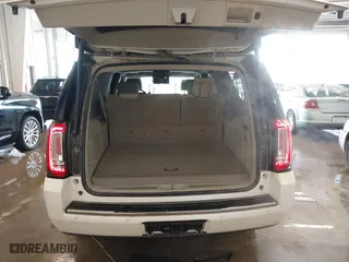 2015 GMC Yukon XL Denali with VIN 1GKS2JKJXFR528927, listed as a IAAI auction lot 41391259 with 159,467 mi miles. Bid and sale history available at carsss.com. Image 17.