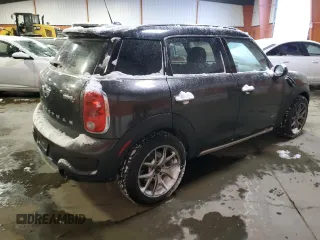 2015 MINI Countryman S with VIN WMWZC5C57FWP43115, listed as a Copart auction lot 81791864 with 133,851 mi miles and Clean Title. Bid and sale history available at DreamBid. Image 3.