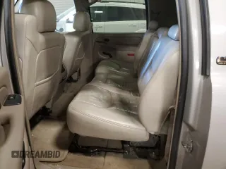 2005 Chevrolet Suburban LT с VIN 1GNFK16Z95J147118, выставлен на аукционе Copart как лот 50602885 с пробегом Не указан миль и Списание • Salvage title. История ставок и продаж доступна на DreamBid. Изображение 12.