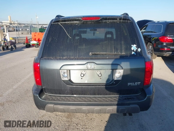 2005 Honda Pilot EX-L with VIN 5FNYF18505B036545, listed as a IAAI auction lot 41633967 with 184,038 mi miles. Bid and sale history available at carsss.com. Image 16.