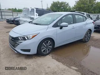 2024 Nissan Versa SV z VIN 3N1CN8EV0RL901518, wystawiony jako IAAI lot #41935491 z przebiegiem 15 873 mil mil oraz . Historia ofert i sprzedaży dostępna na DreamBid. Obrazek 18.
