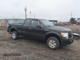 2012 Ford F-150 XL with VIN 1FTFX1EF9CKD59025, listed as a IAAI auction lot 40669113 with 138,167 mi miles. Bid and sale history available at carsss.com. Image 1.