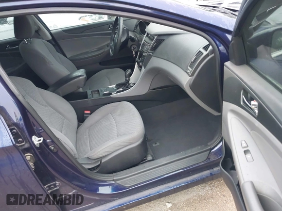2013 Hyundai Sonata GLS with VIN 5NPEB4AC9DH781979, listed as a IAAI auction lot 42195958 with 138,628 mi miles and . Bid and sale history available at carsss.com. Image 5.