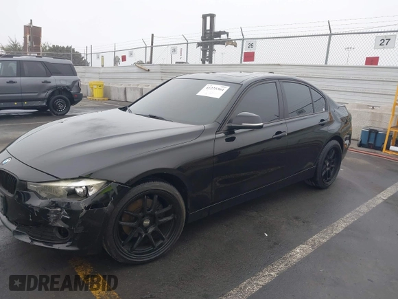 2014 BMW 3 Series 320i with VIN WBA3B1C59EK130839, listed as a IAAI auction lot 41225364 with 131,312 mi miles. Bid and sale history available at carsss.com. Image 6.