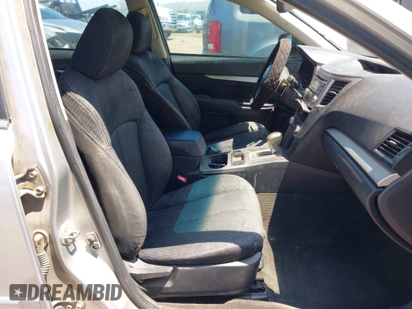 2012 Subaru Legacy Premium с VIN 4S3BMBC65C3042286, выставлен на аукционе IAAI как лот 42416008 с пробегом 140 192 миль миль и . История ставок и продаж доступна на DreamBid. Изображение 5.